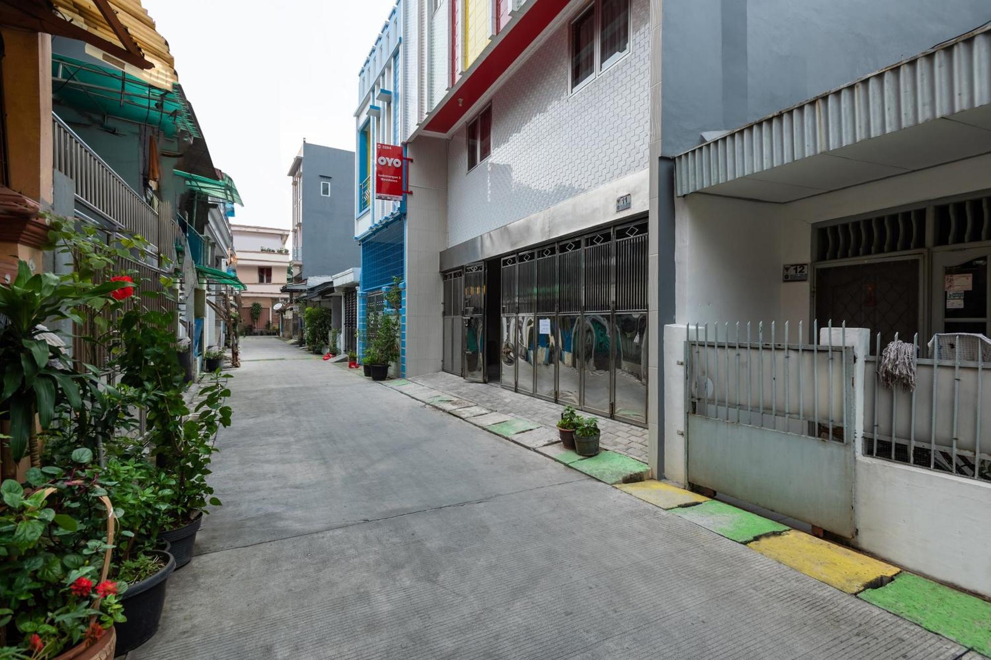 Oyo Life 3284 Pademangan 3 Residence Jakarta Exterior photo